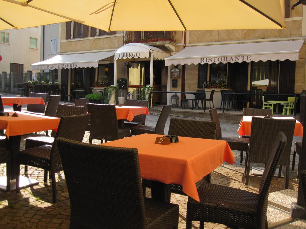 Hotel Aurora Vallarsa Екстериор снимка