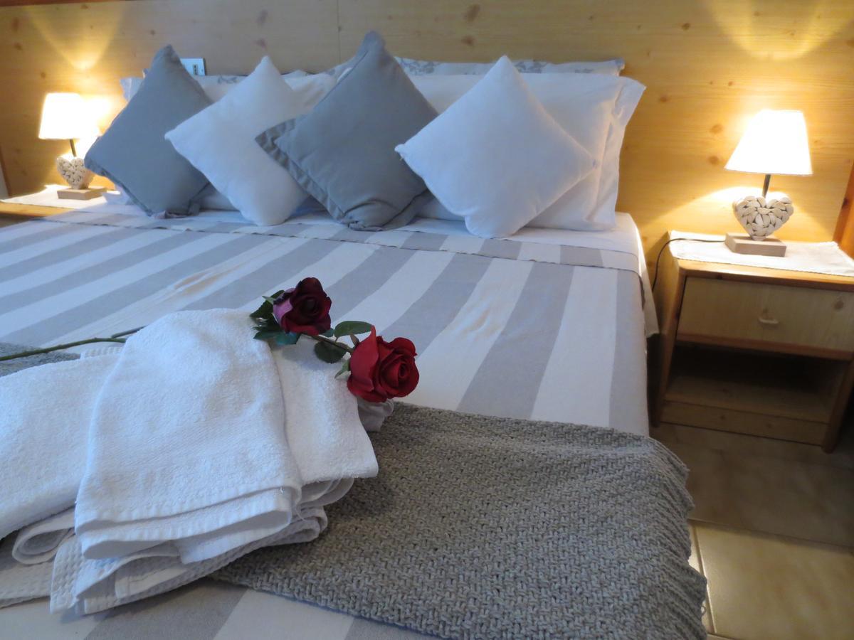 Hotel Aurora Vallarsa Екстериор снимка